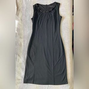 Sao Paulo chain neck sleeveless black fitted business classic dress midi sheath